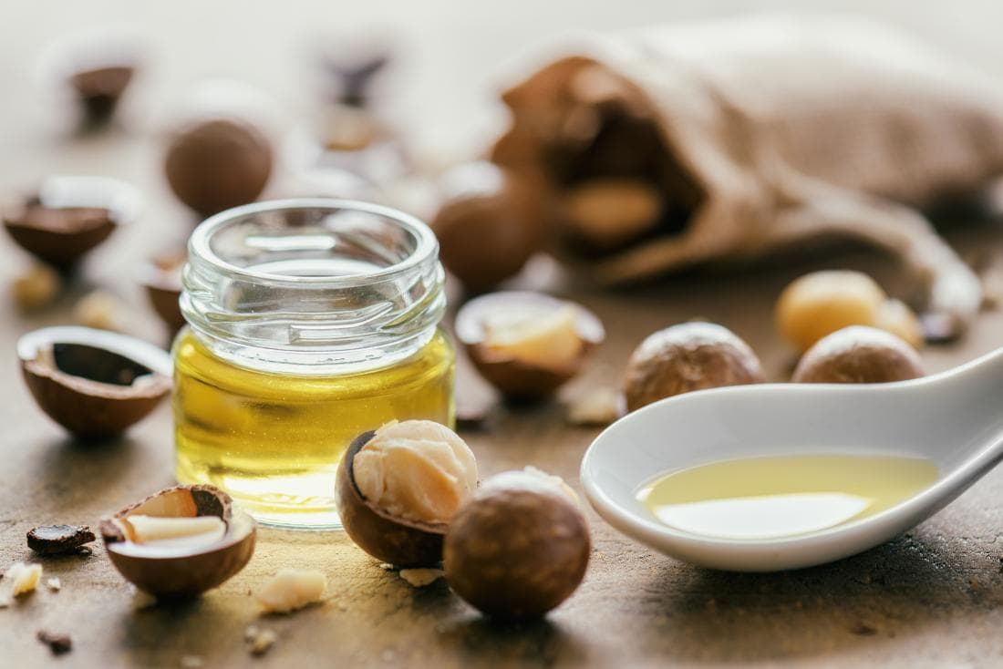 Read more about the article IT’S UNBELIEVABLE THAT DELICIOUS FOOD CAN BE A HEALTHY MASSAGE OIL.