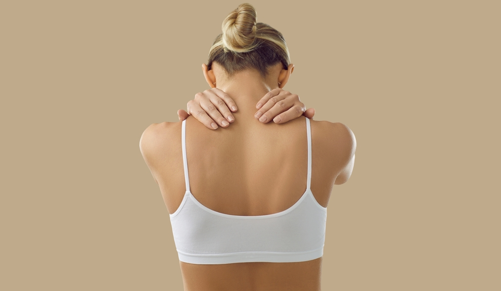Read more about the article Should You Massage a Pinched Nerve? Get Professional Care at Makkha Health & Spa