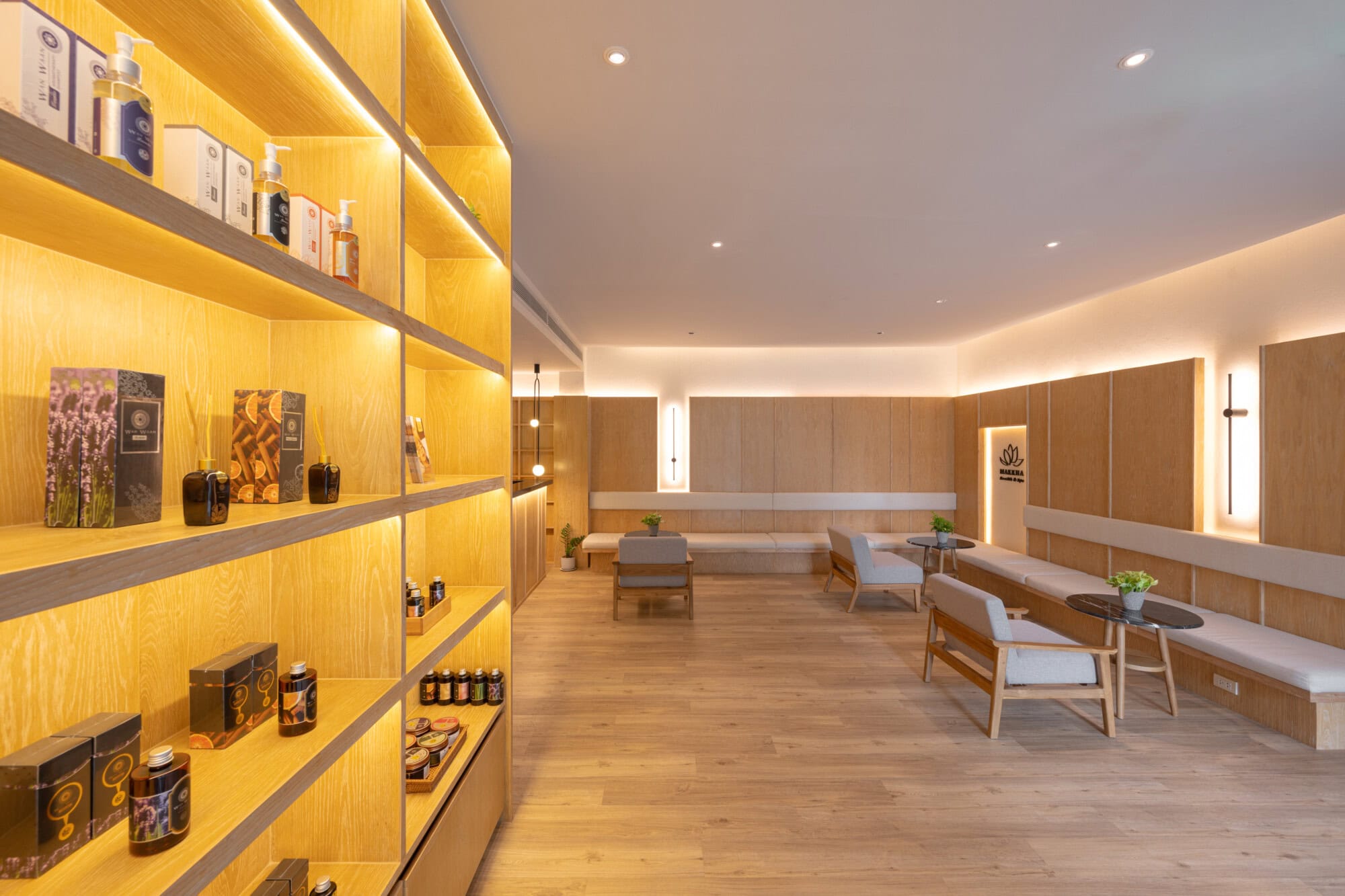 makkha spa sukhumvit 33 lobby